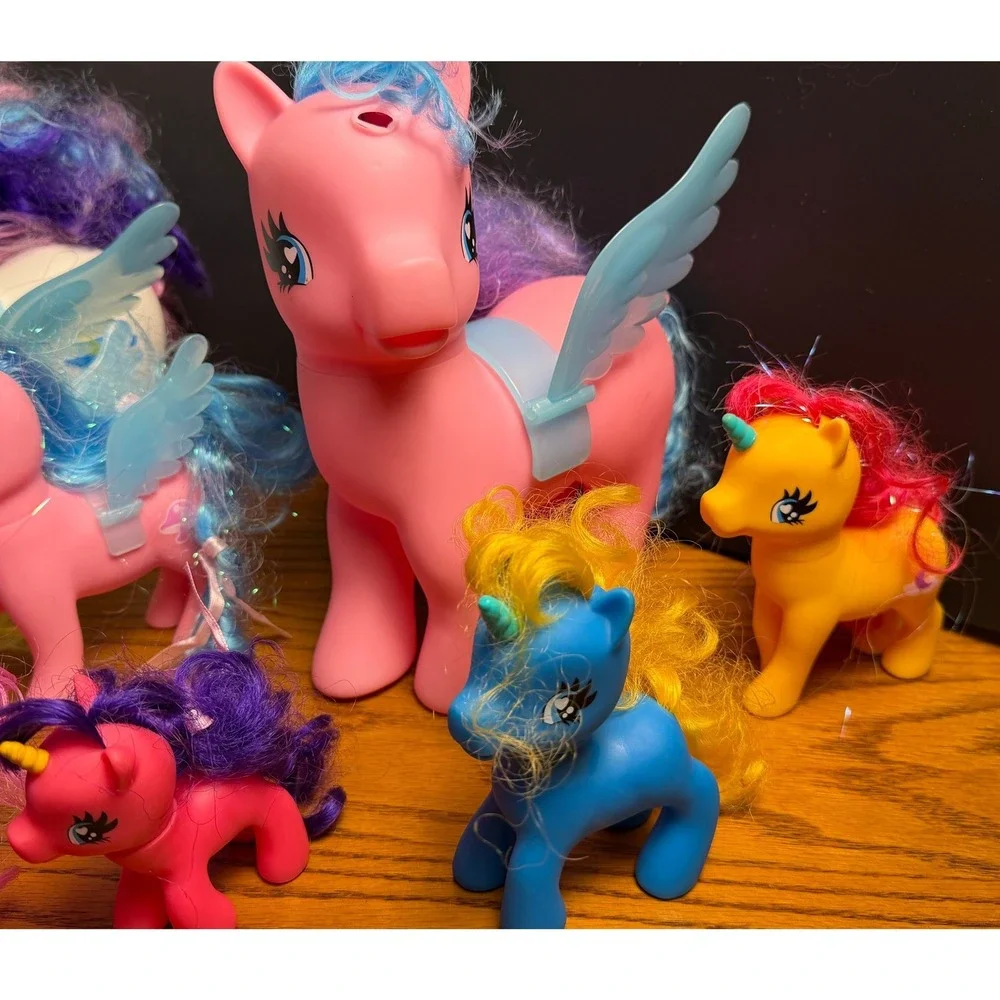 Vintage - My Little Pony Figures: Lot of 8, Unicorn Pegasus Wings - Mixed Sizes